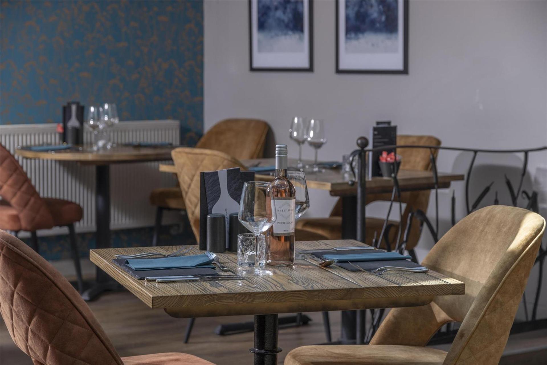 Restaurant/places to eat