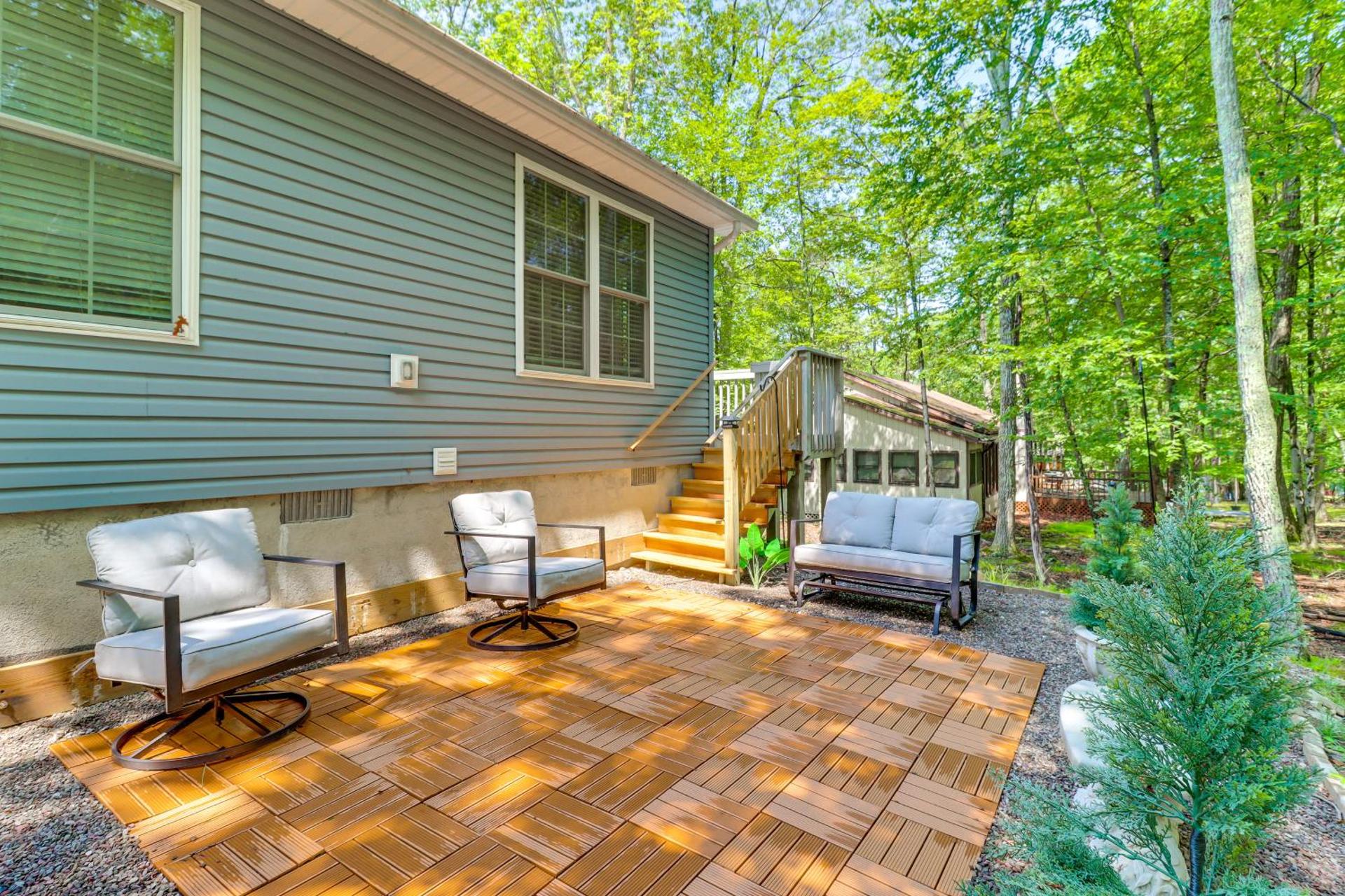 7 Mi to Camelback Mtn Chic Penn Estates Home