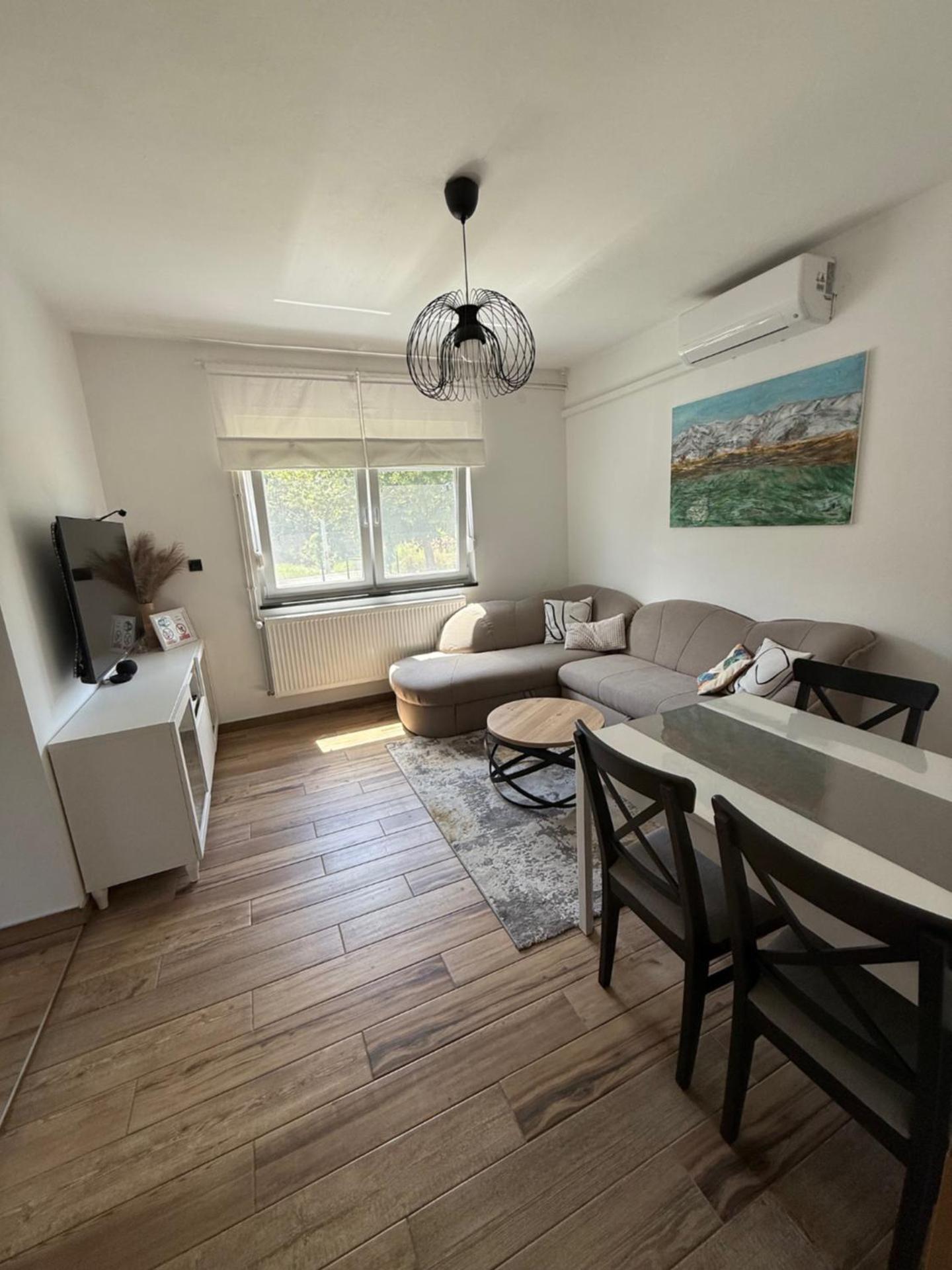 Cor Montis Apartments