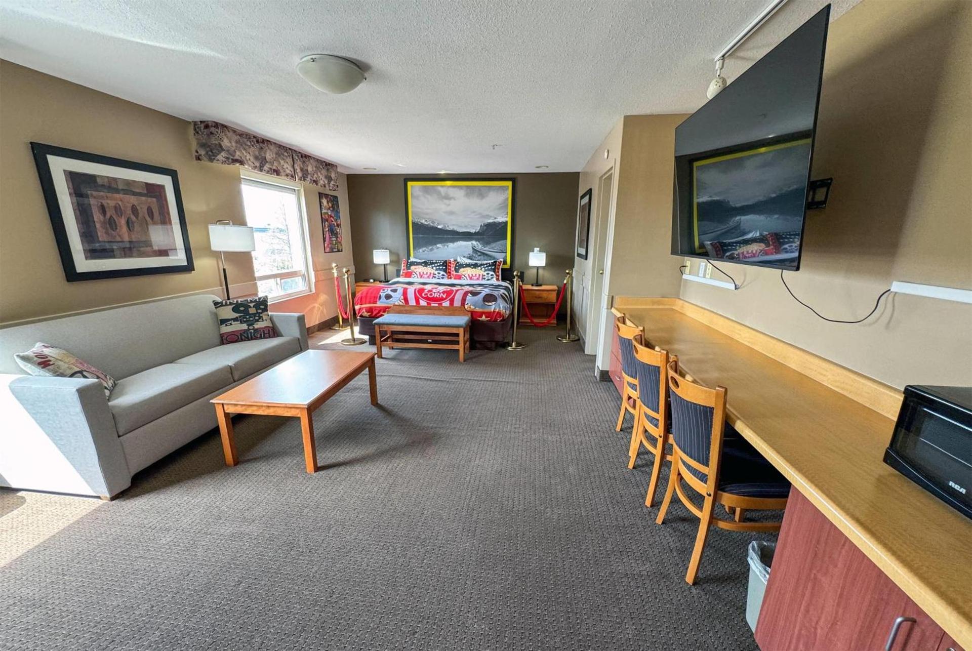 Photo of the whole room