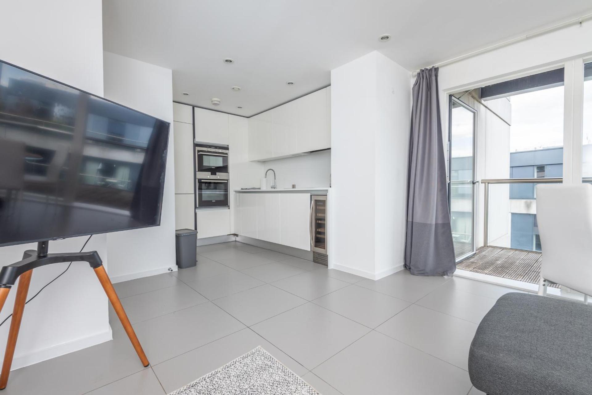 Old Street Gem - Modern Apartment