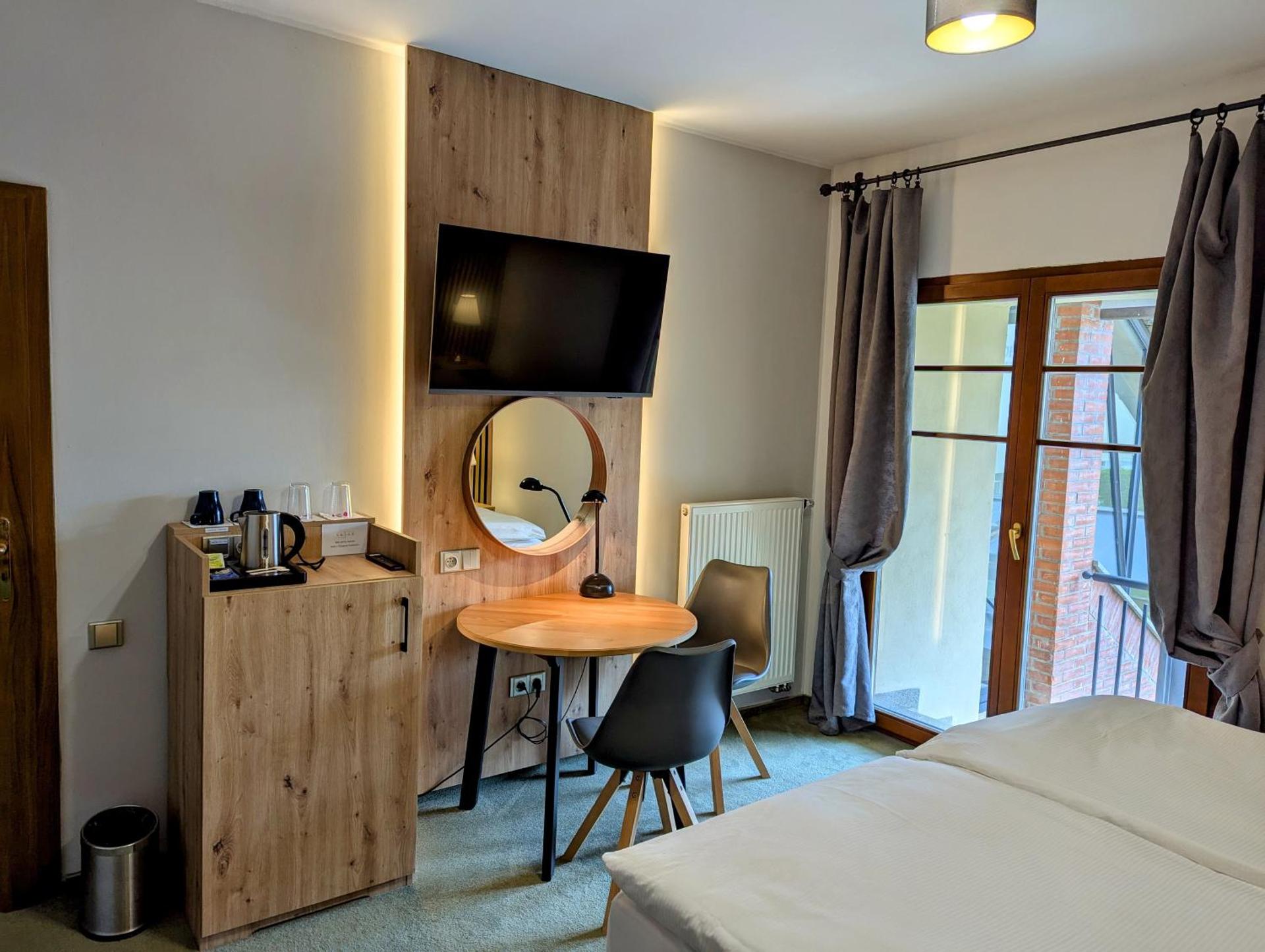 Deluxe Double or Twin Room with Balcony