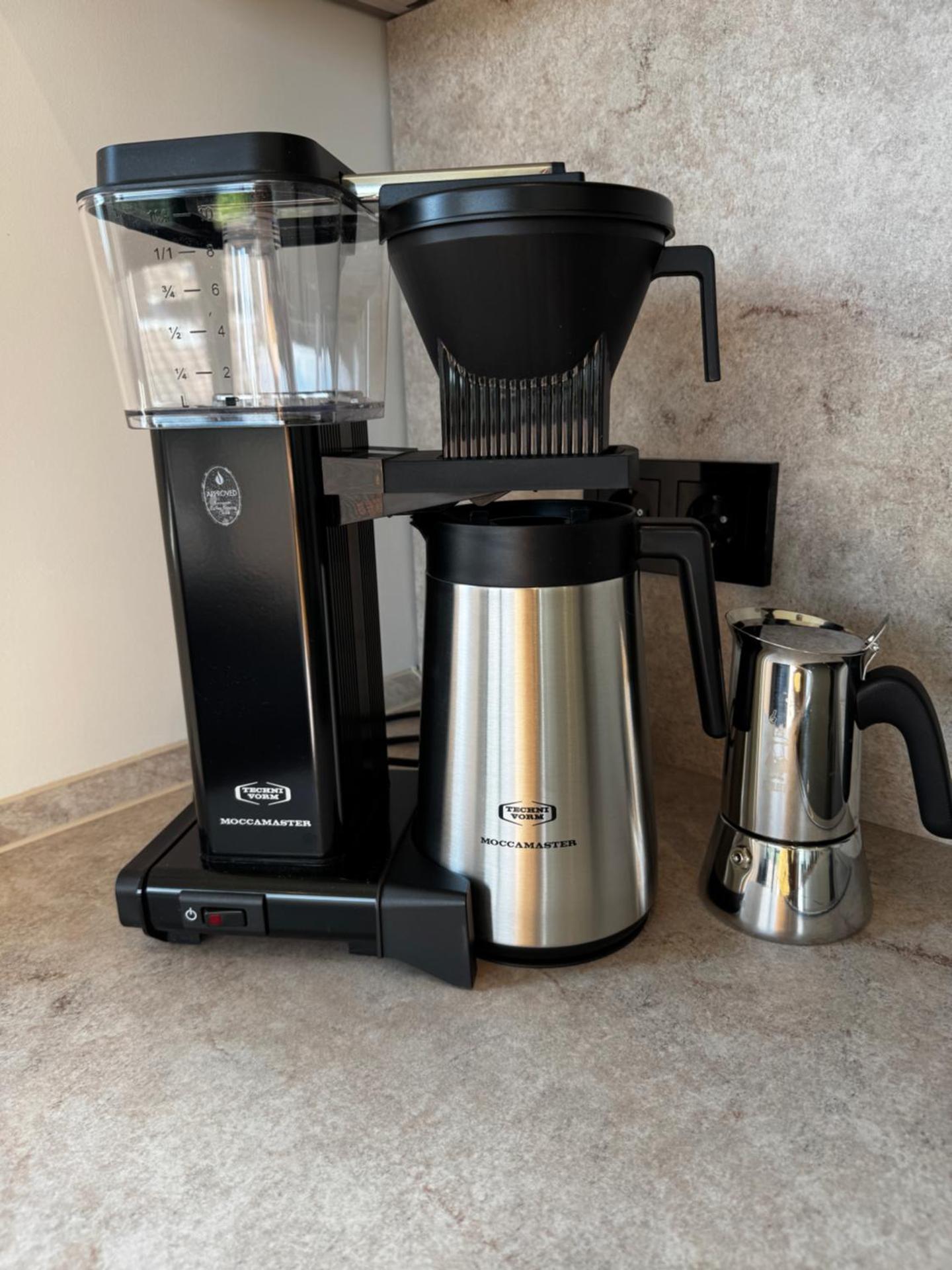 Coffee/tea facilities