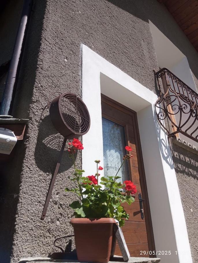 ROSINA HOUSE e CHALET