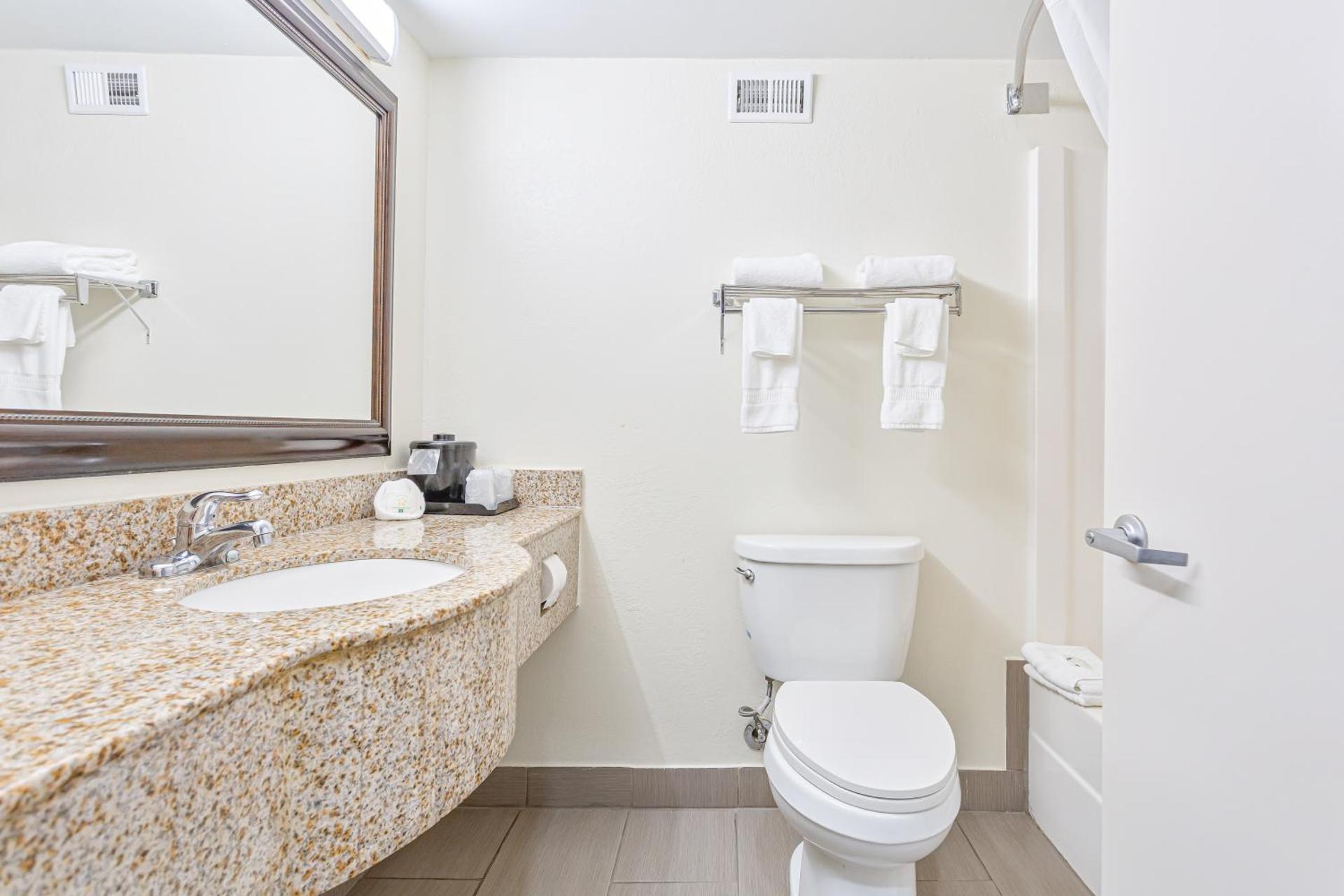 Double Room with Two Double Beds - Non-Smoking