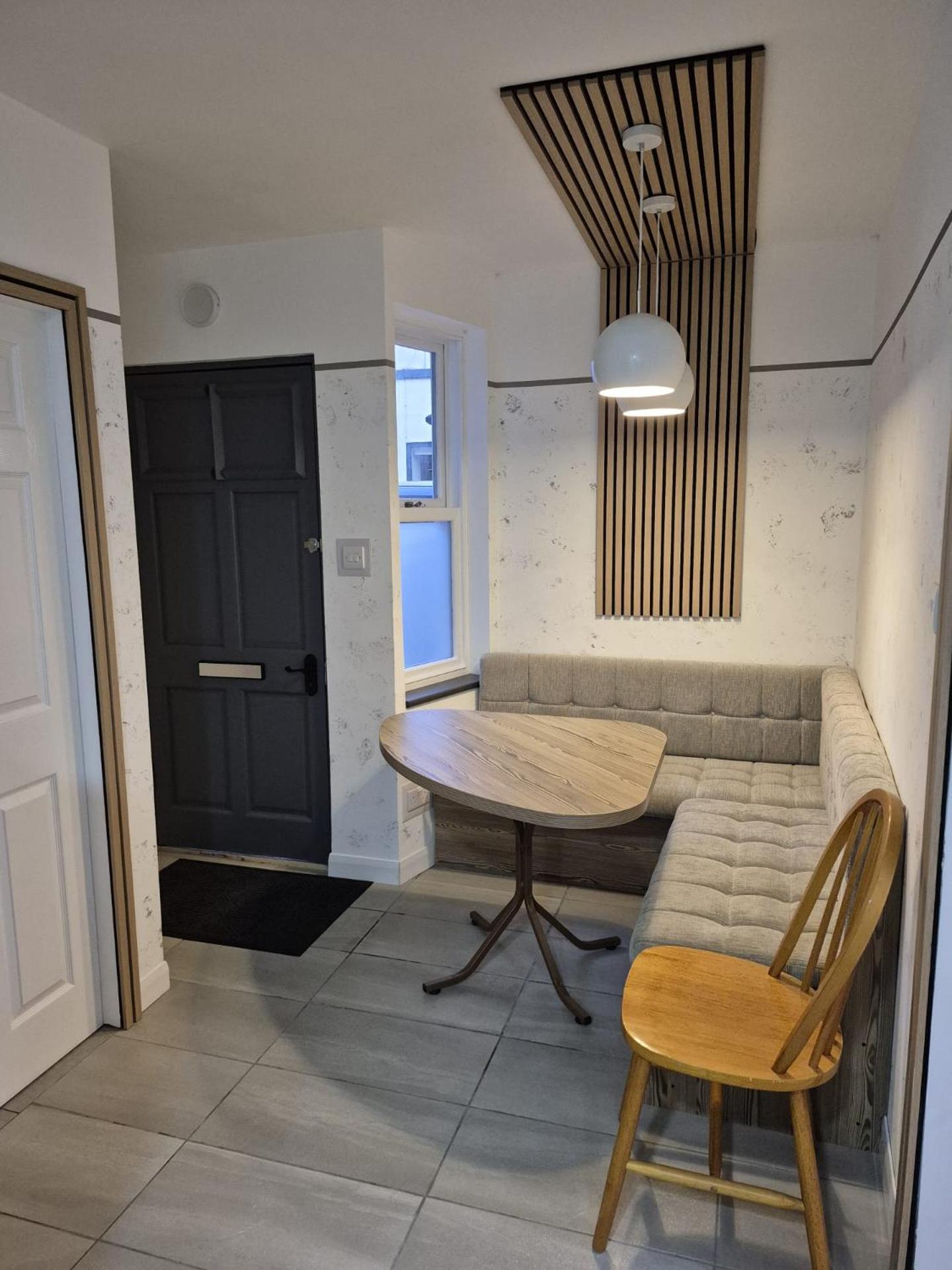 Ulverston Town Centre Flat (2 Bedrooms)