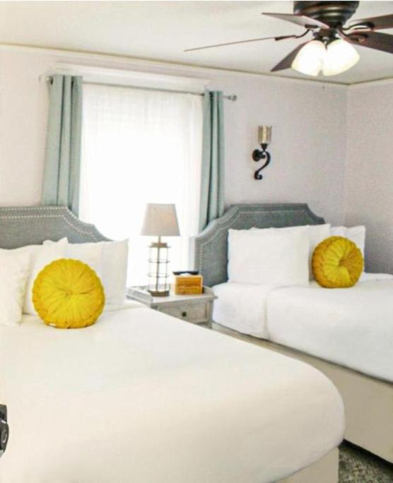 Inn on Charlotte Boutique Hotel