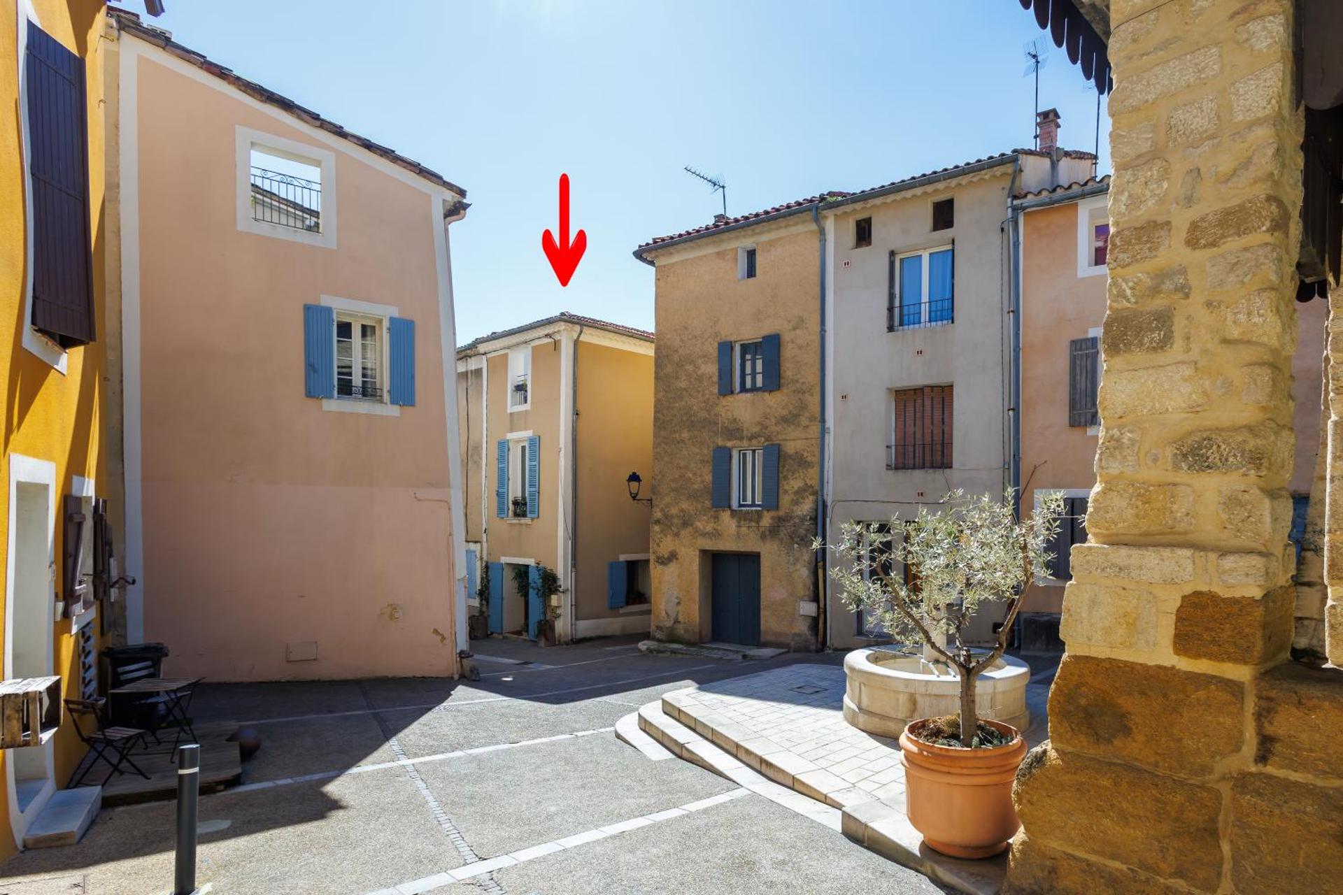 Provence Village House 84