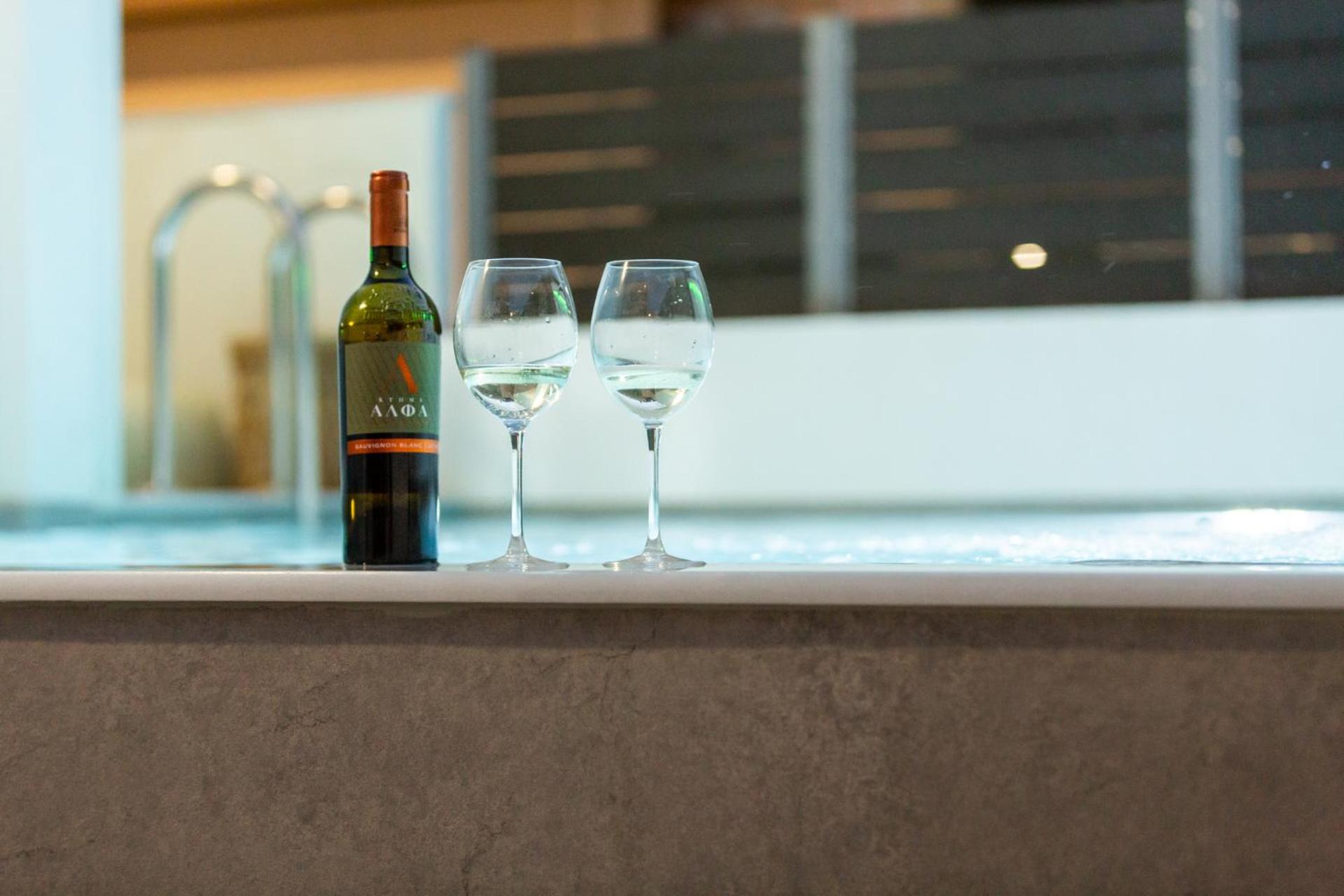 BEQUEST Gold Luxury suites