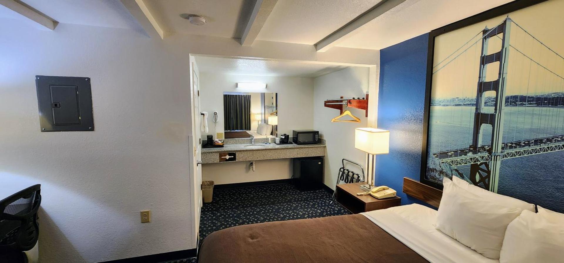 Photo of the whole room