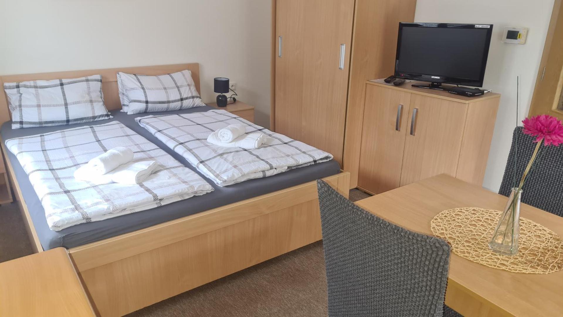 One-Bedroom Apartment (2 Adults)