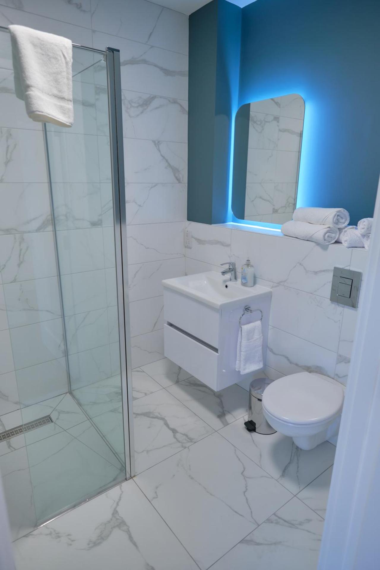 Riverside Dingle - Luxury Apt 3