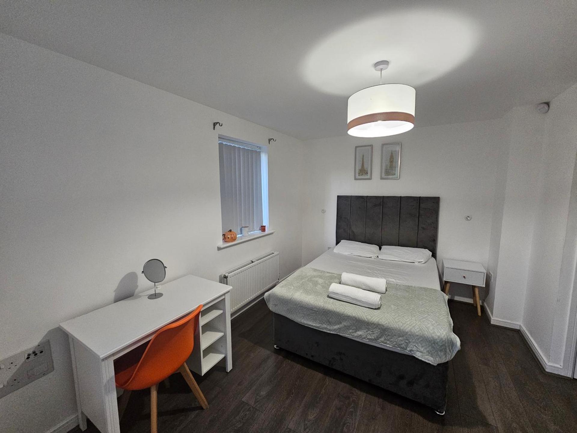 Fabulous Room in Dartford R1