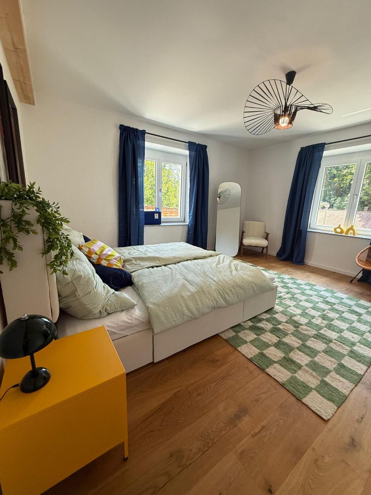 Happy Vibes City Appartment