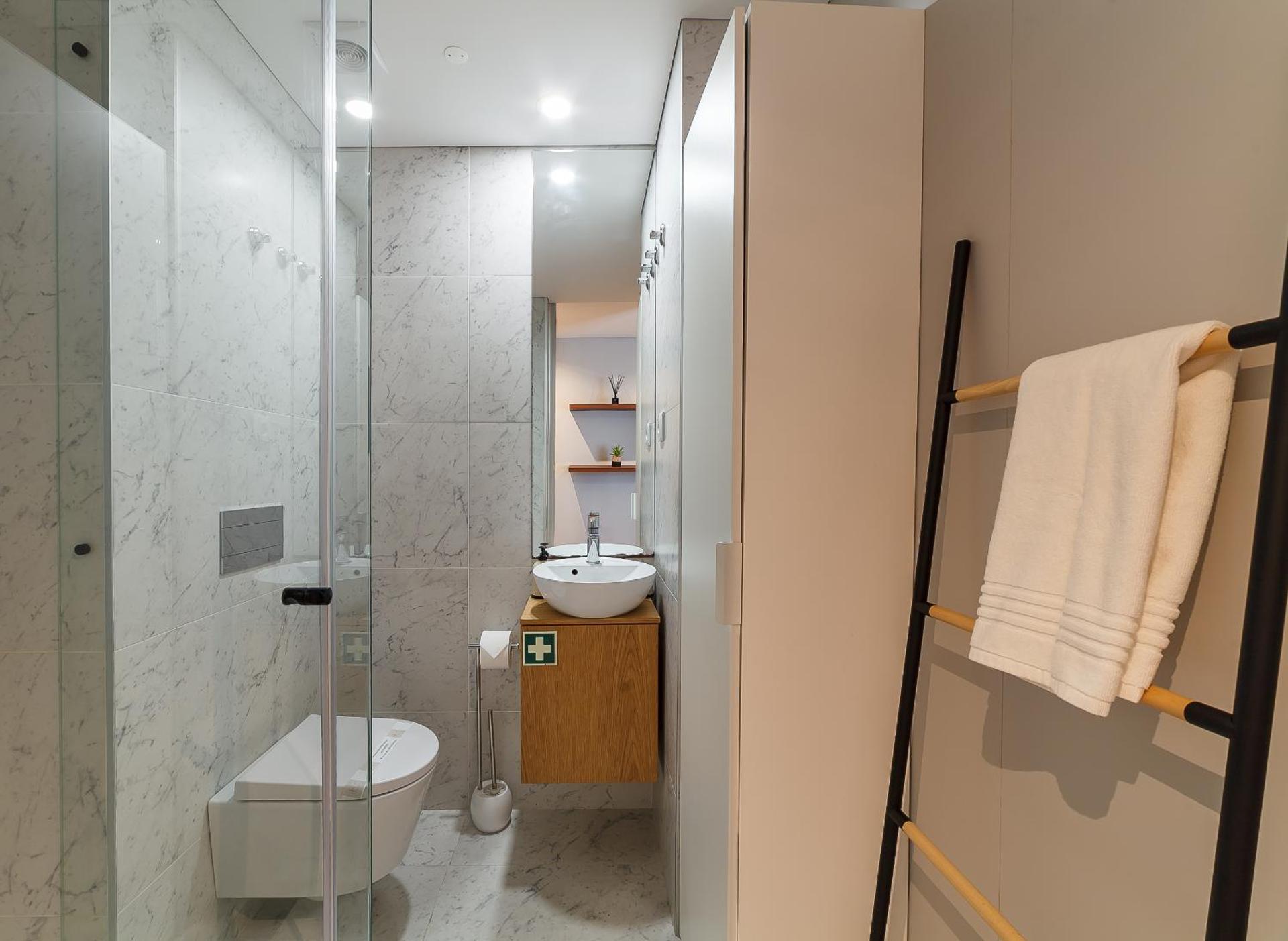 Seagull Lodge incl Parking by Home Sweet Home Aveiro