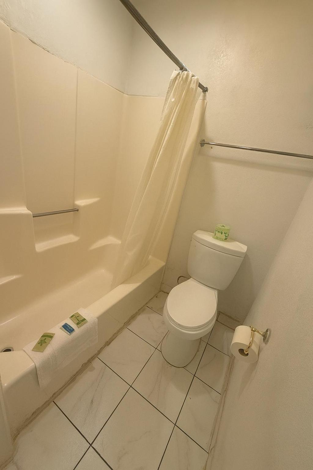 Casa Blanca Hotel - Azusa, Los Angeles