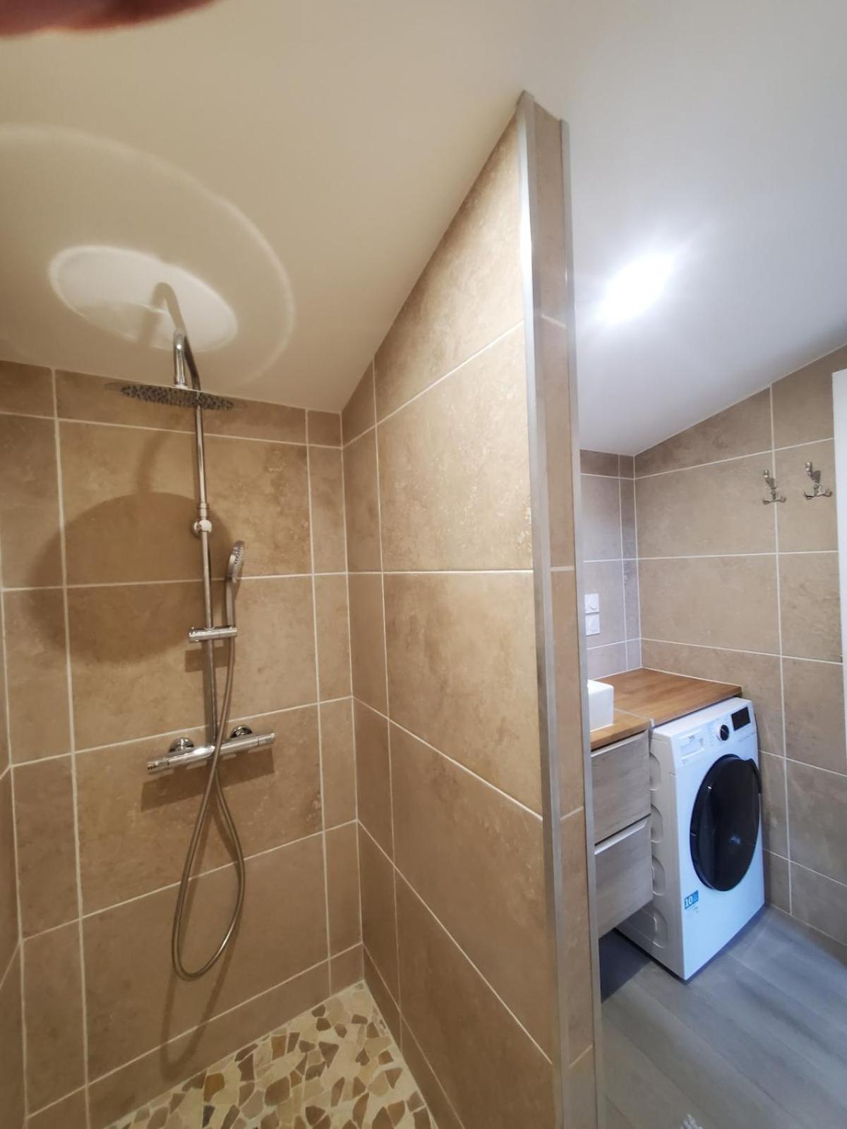 Le Cosy, Calme, parking, centre Gémozac