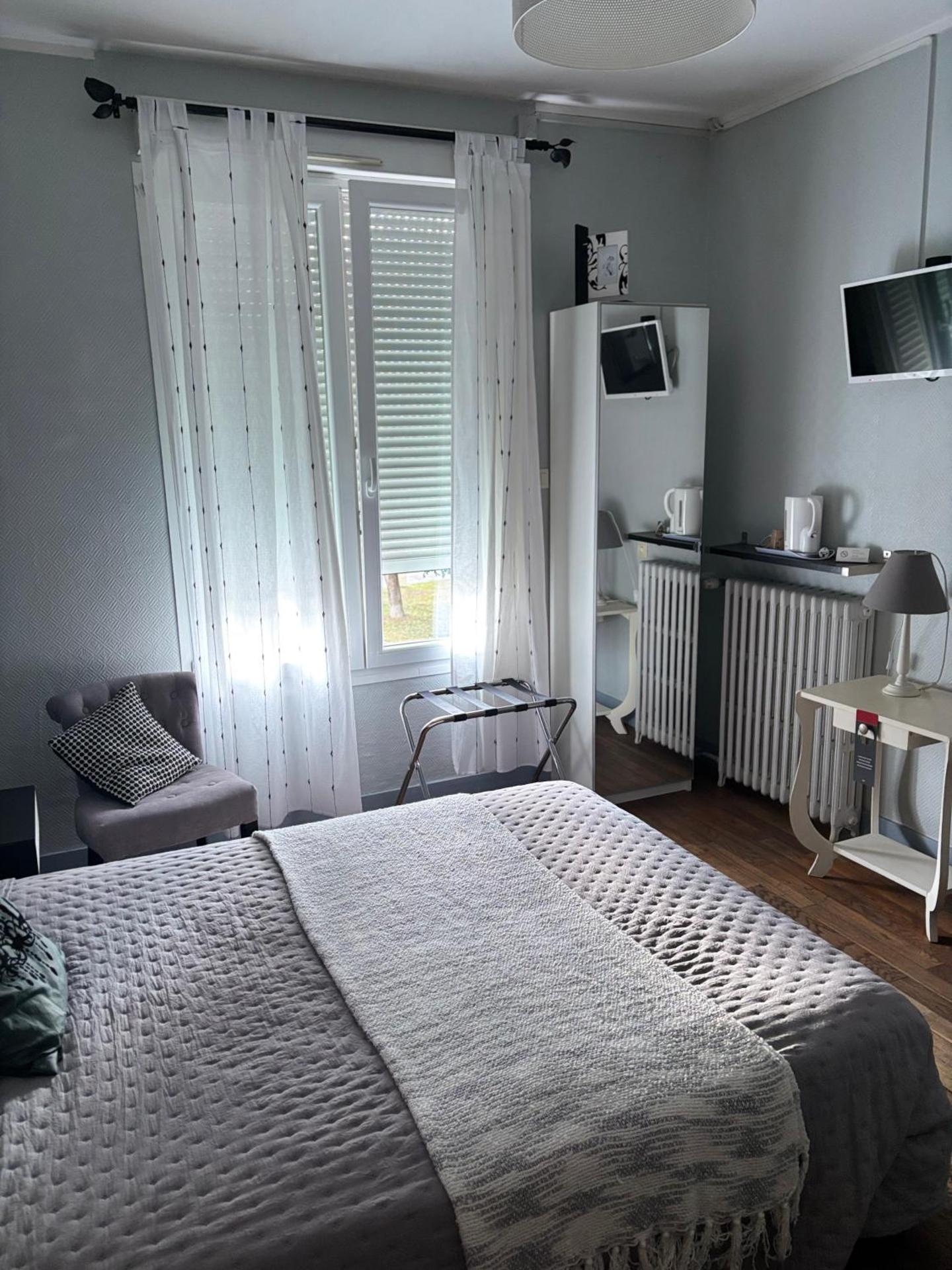 Hôtel Le Pont de l'Aube