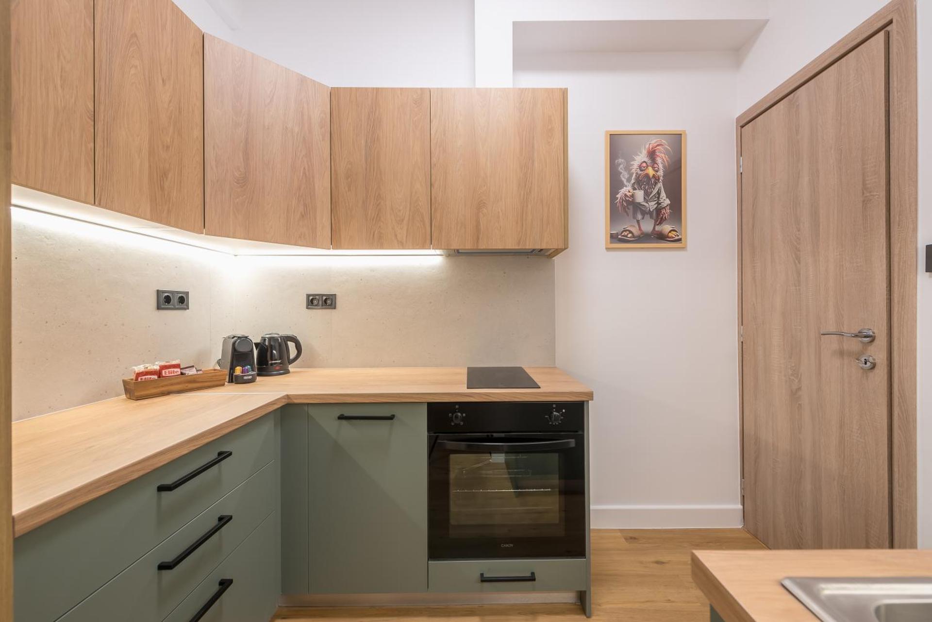 Kitchen or kitchenette