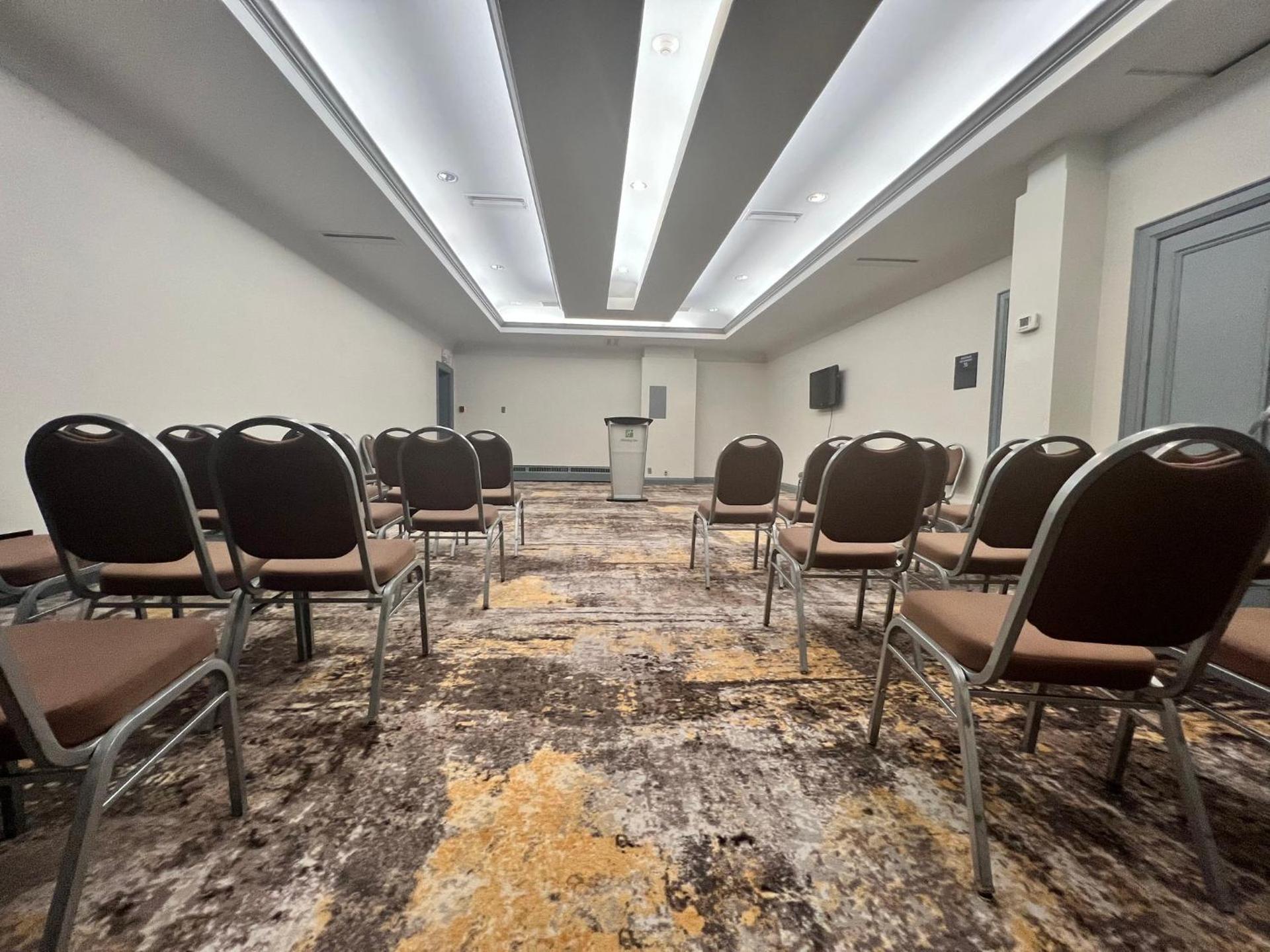 Meeting/conference room