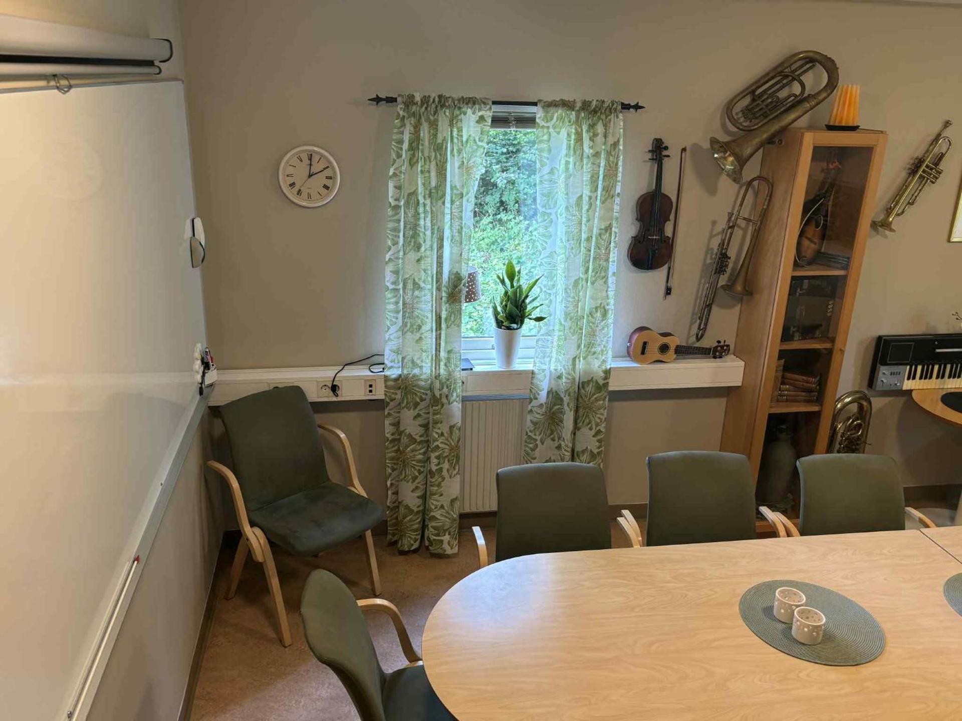 Meeting/conference room