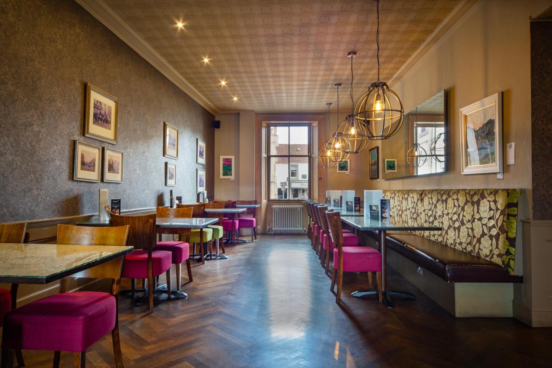 Restaurant/places to eat