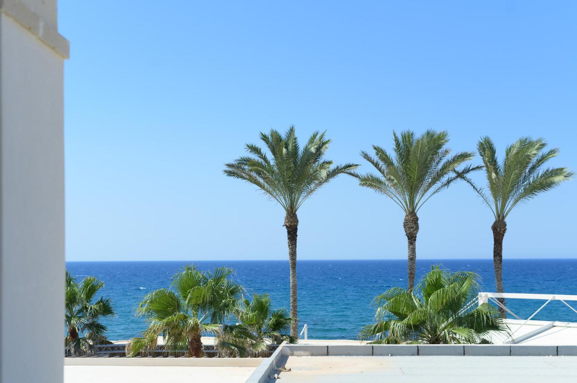 Deluxe Suite with Sea View