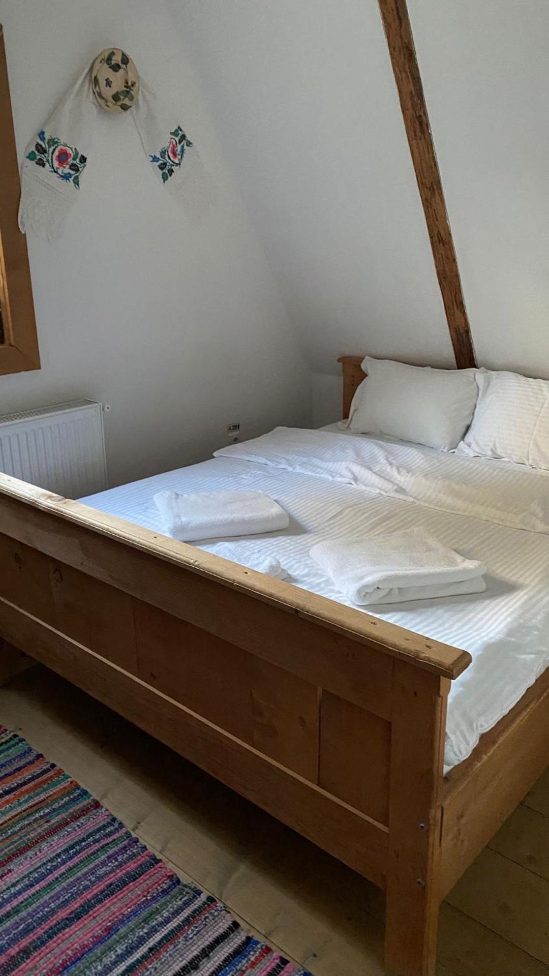 Poiana Creasta Cocosului-Casa Papadie