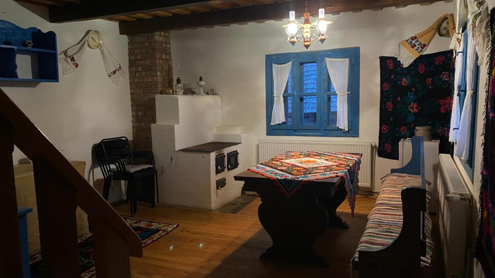 Poiana Creasta Cocoșului-Casa Floare De Nu Mă Uita