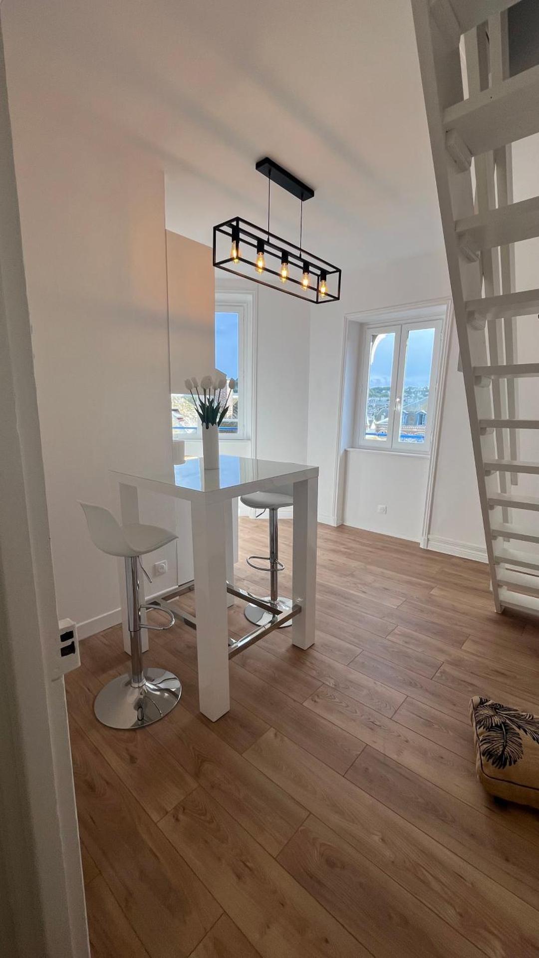 100 m de la mer, Sauna, Wifi