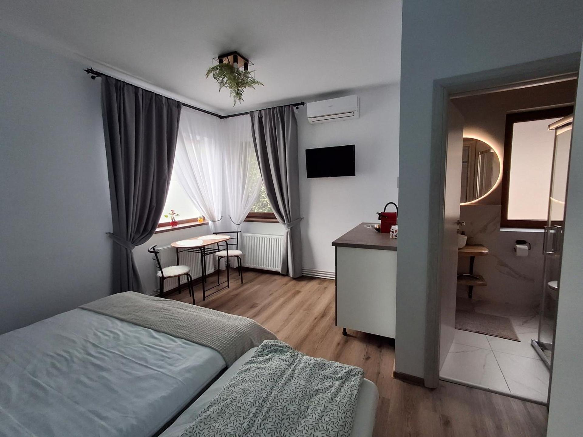 Clar Studio Residence