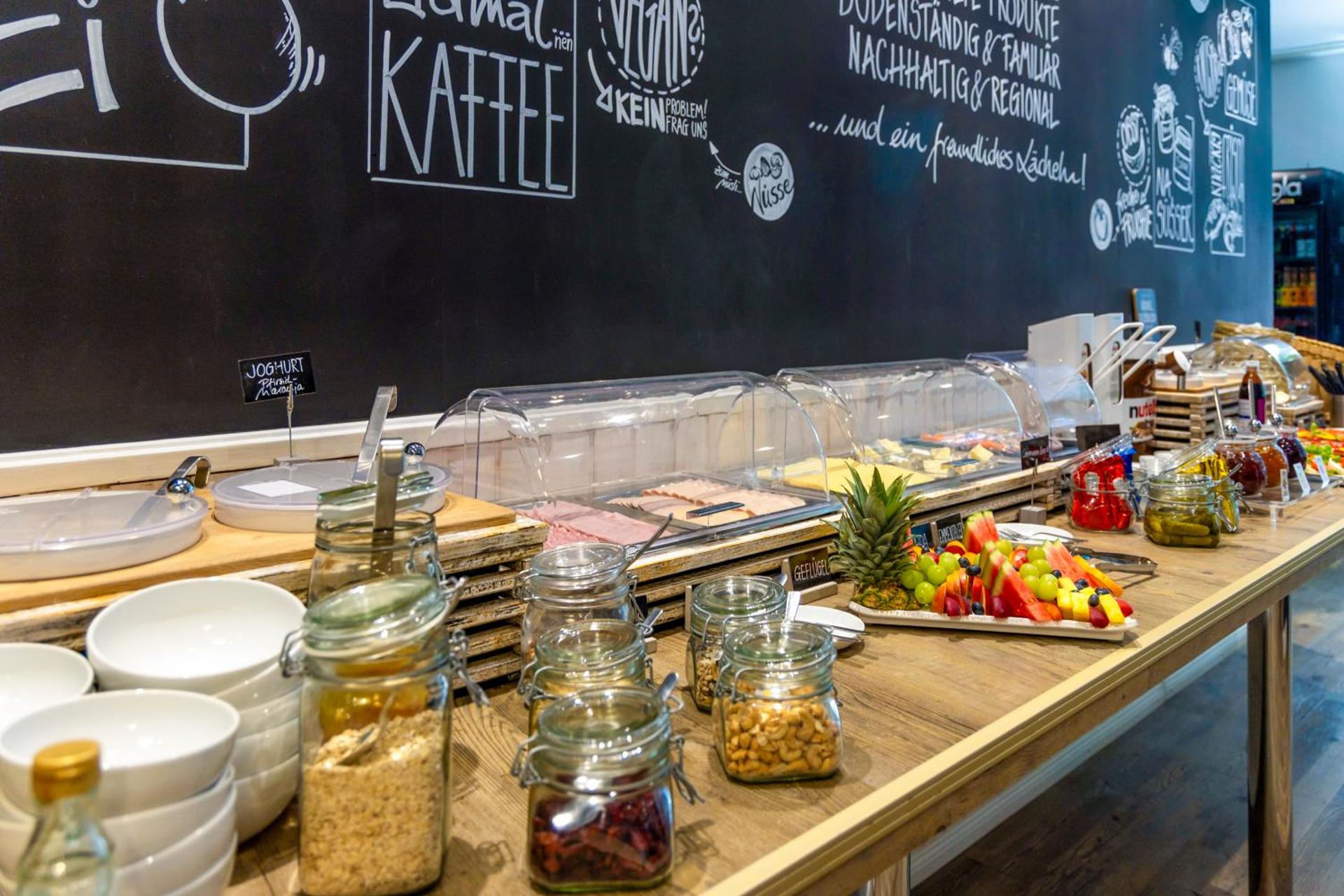 Restaurant/places to eat