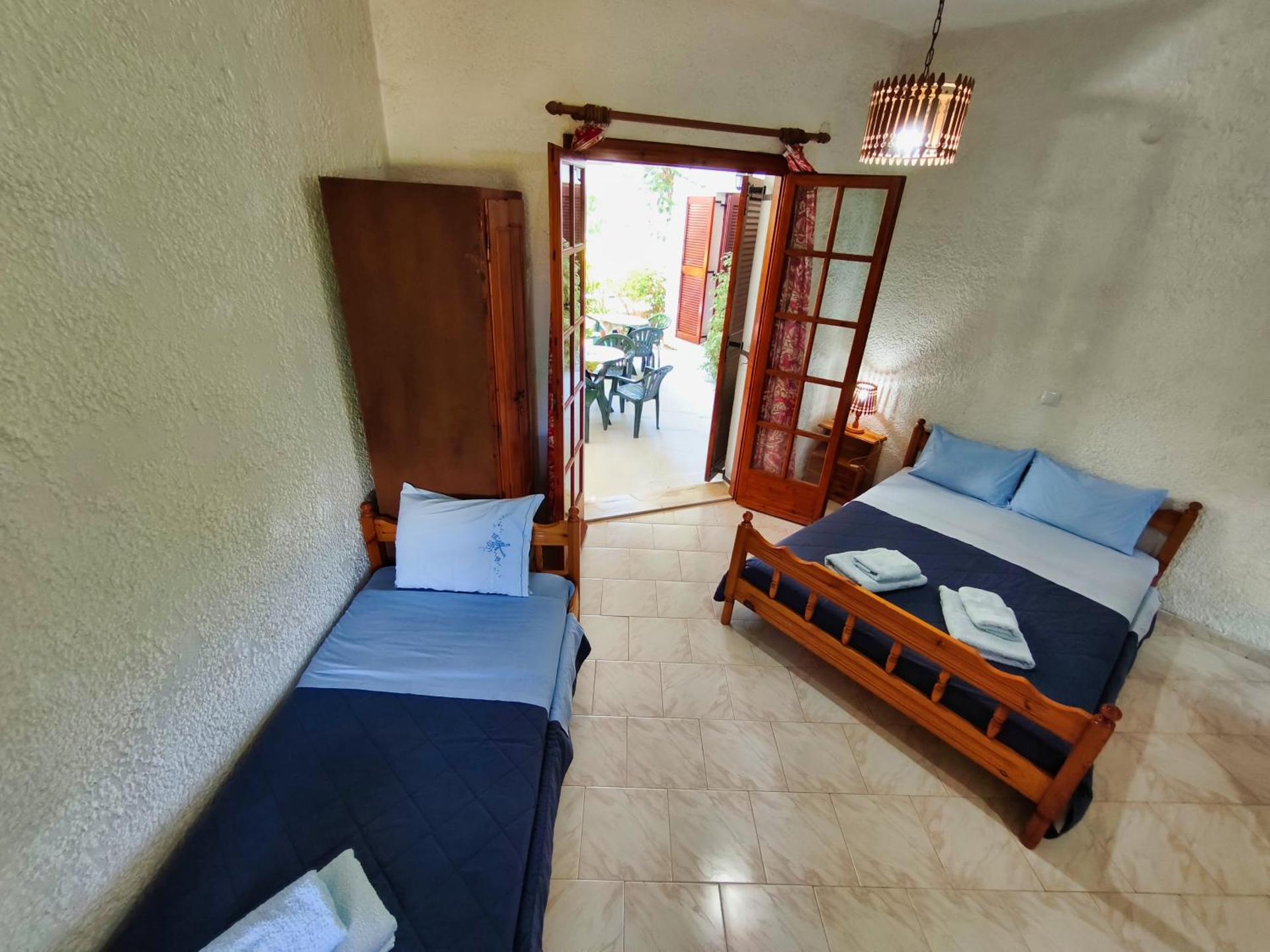 Akrata Golden Beach House