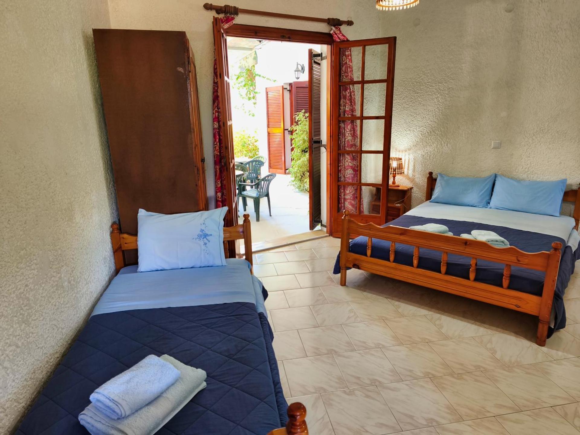 Akrata Golden Beach House