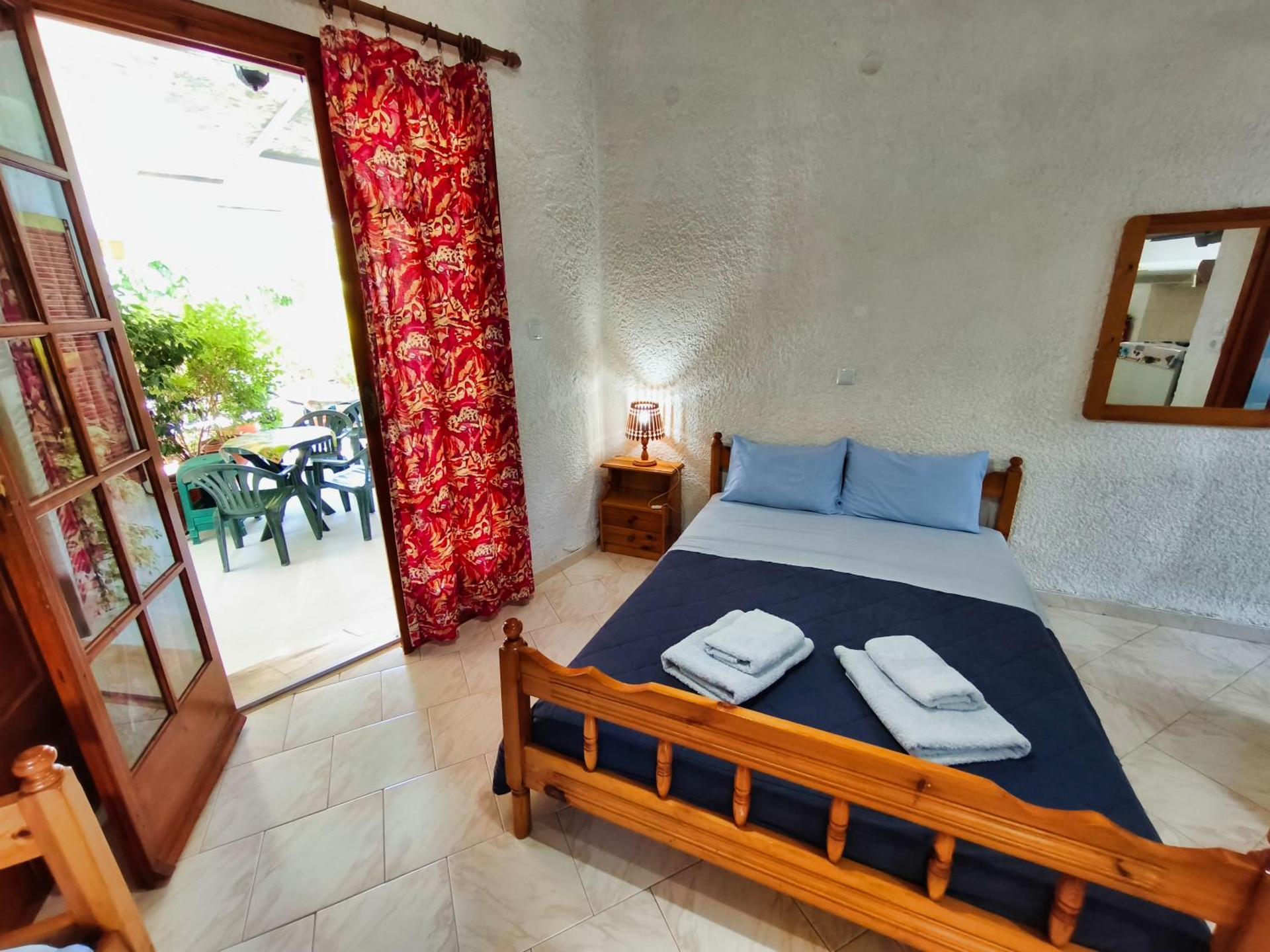 Akrata Golden Beach House