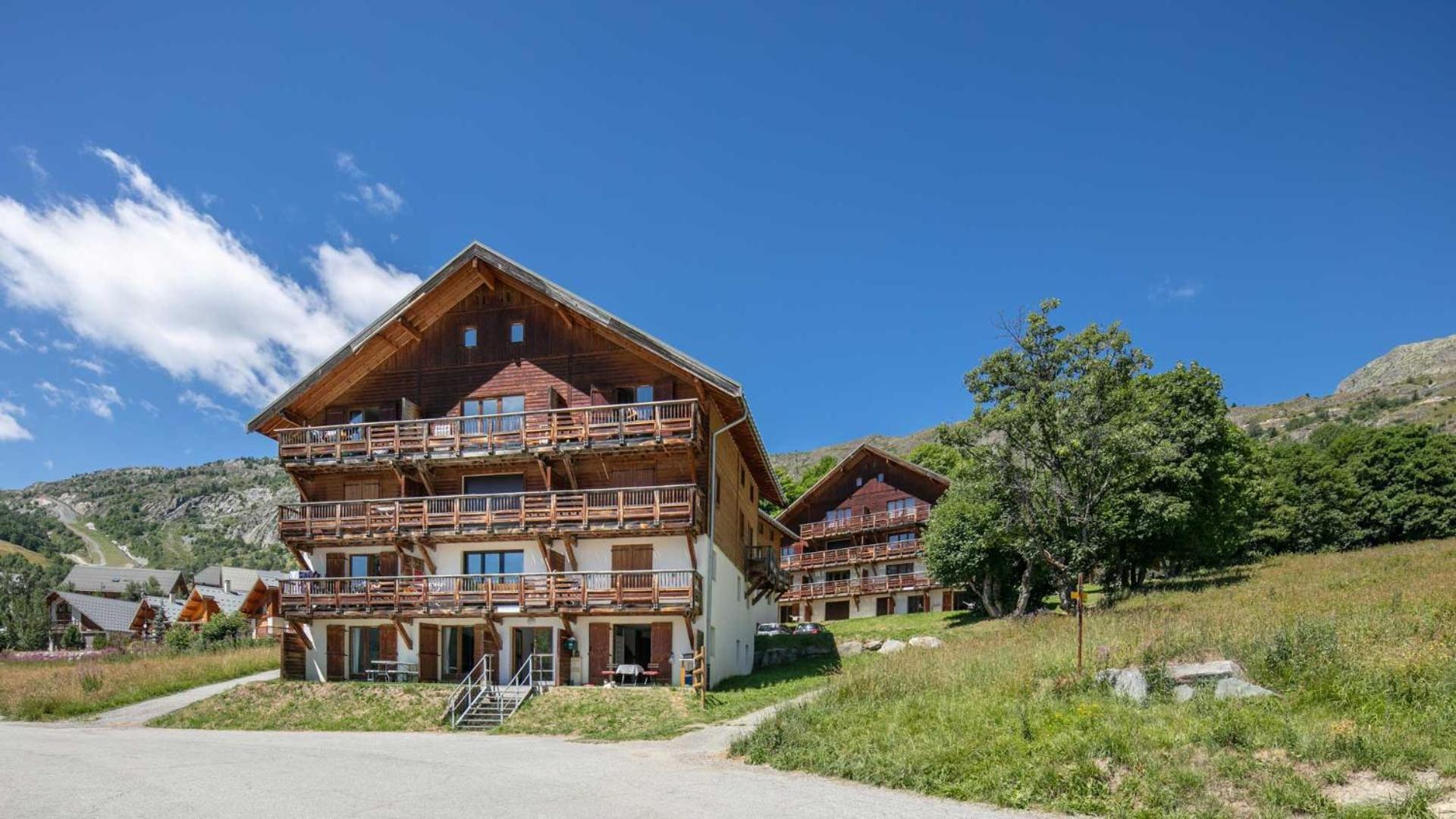 Les Marmottes- 38- Appart Vue montagne- 4 pers