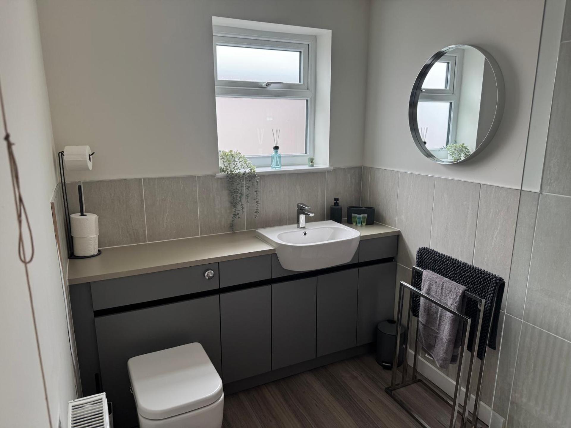 Newly Refurbished, Cosy Flat Minimum 2 nights