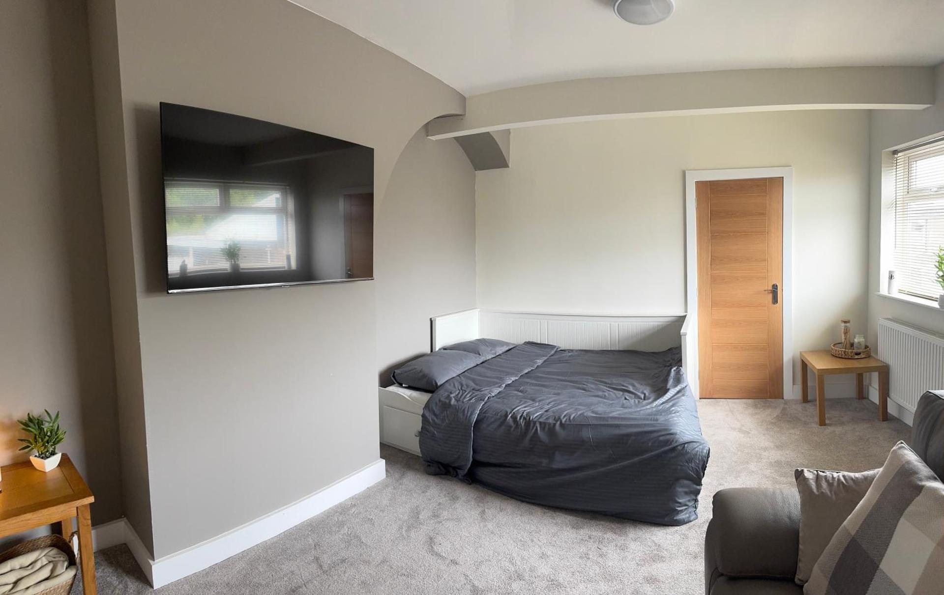 Newly Refurbished, Cosy Flat Minimum 2 nights