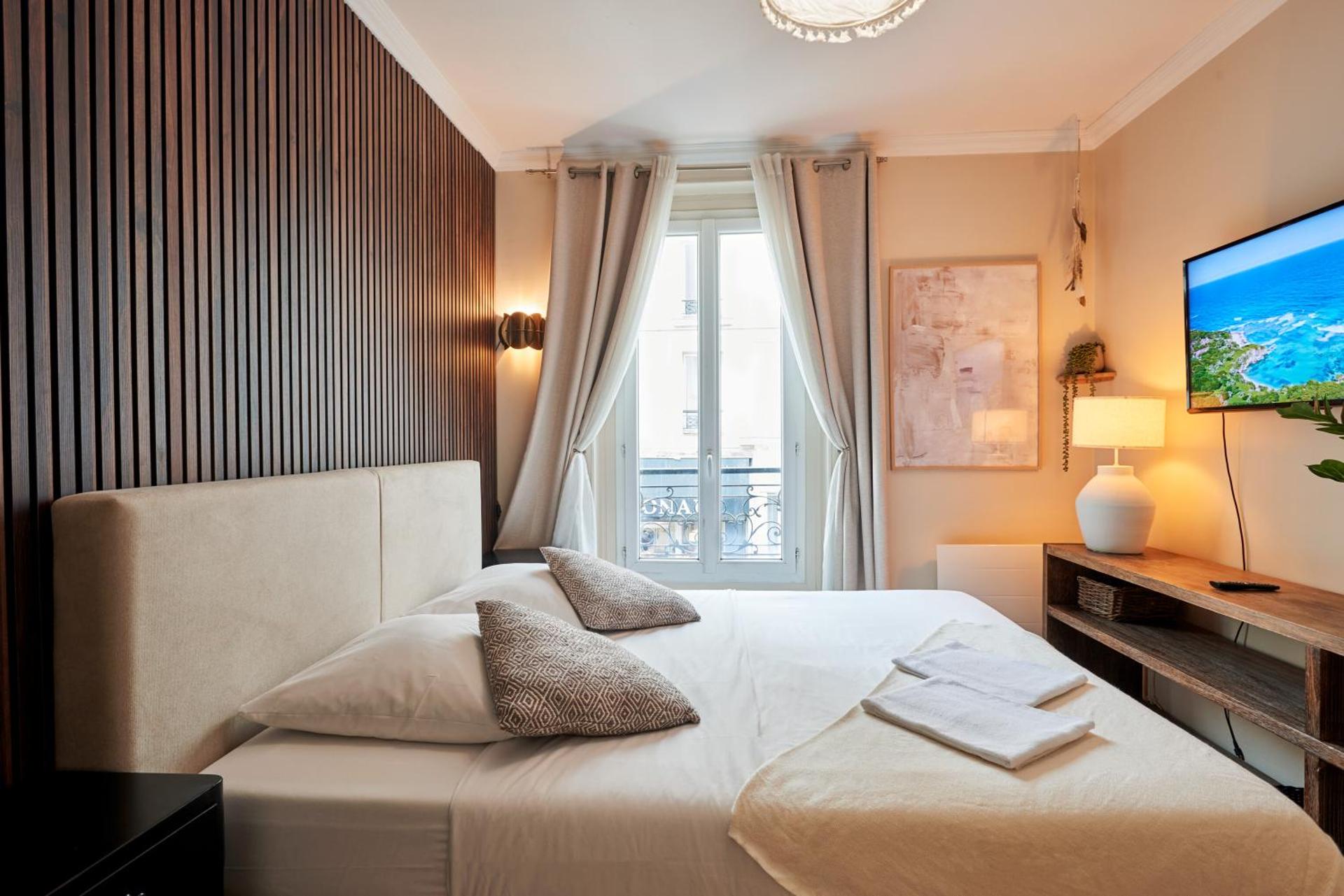 Charming Batignolles Studio