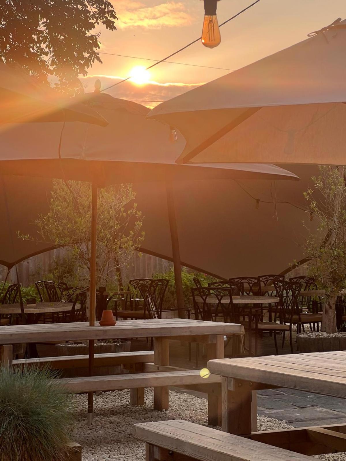 Bath Arms Shearwater near Longleat