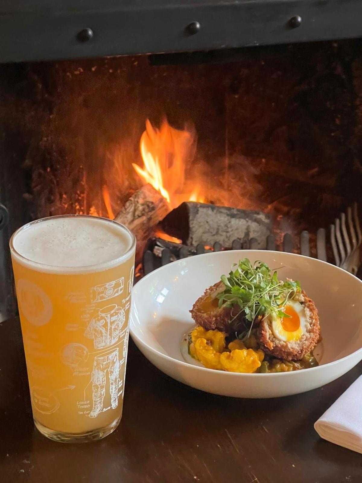 Bath Arms Shearwater near Longleat