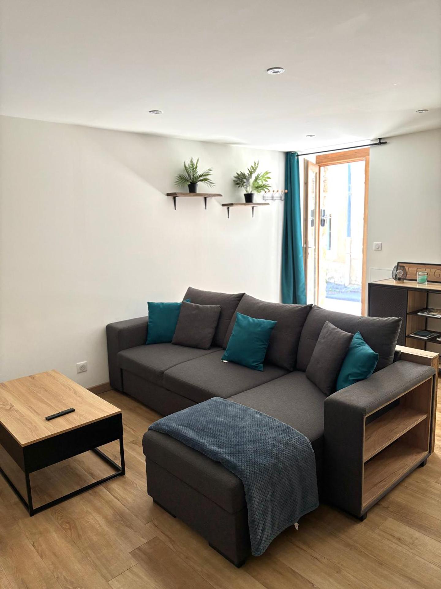 Appartement plein coeur village