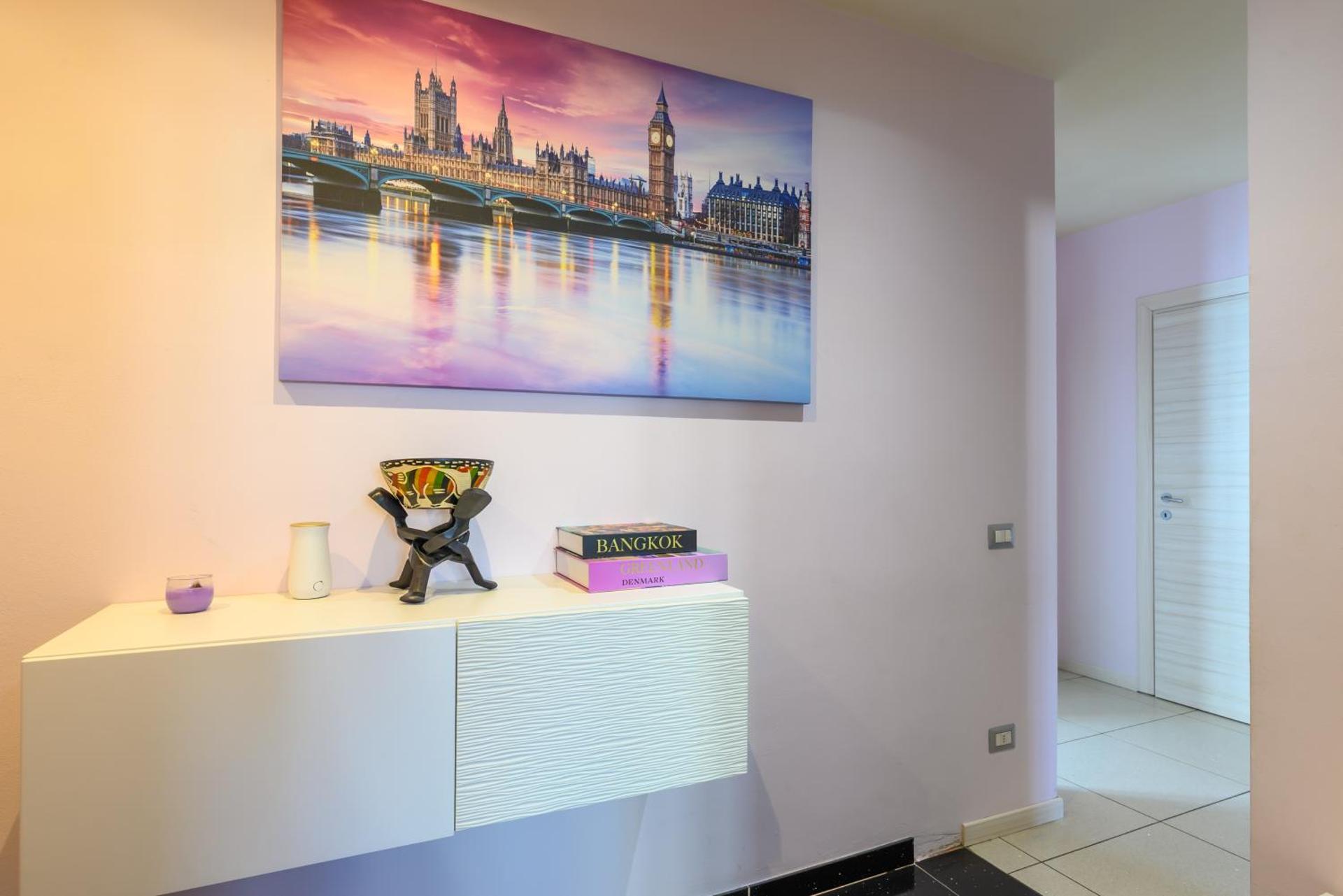 Stay in style - vibrant condo in San Giovanni Lupatoto