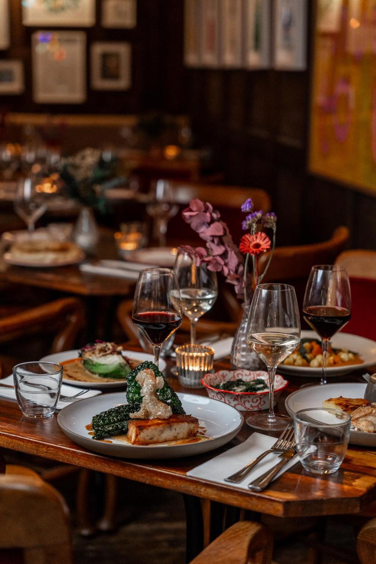 Restaurant/places to eat