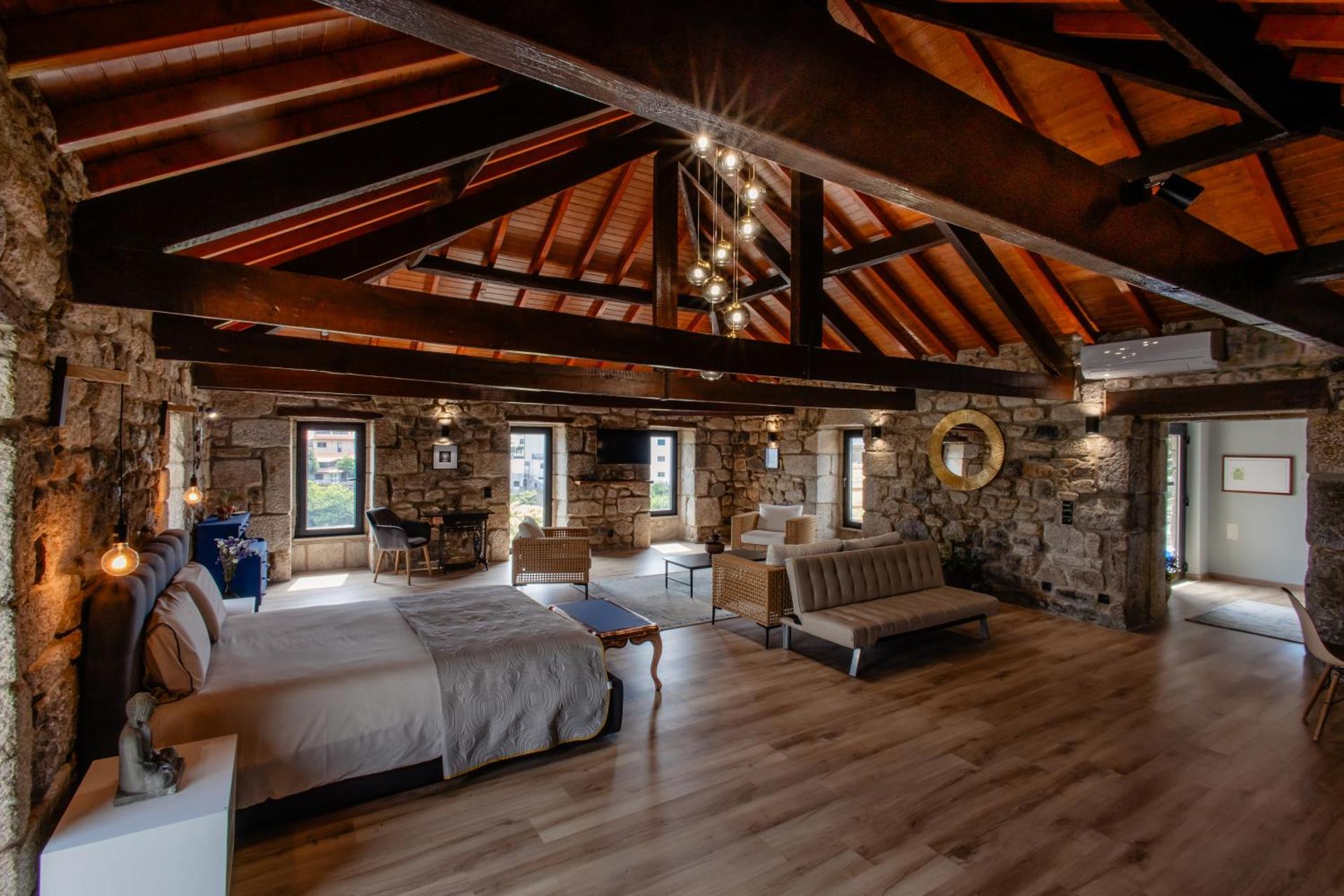 Open Space com Jacuzzi a 5 mn do centro de Lamego