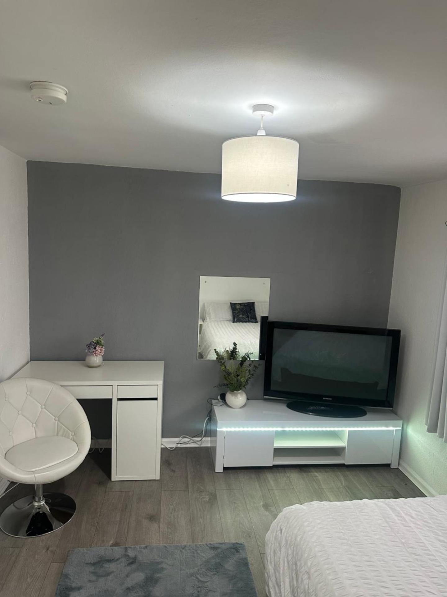 Comfortable Rooms Near Basildon Town Centre