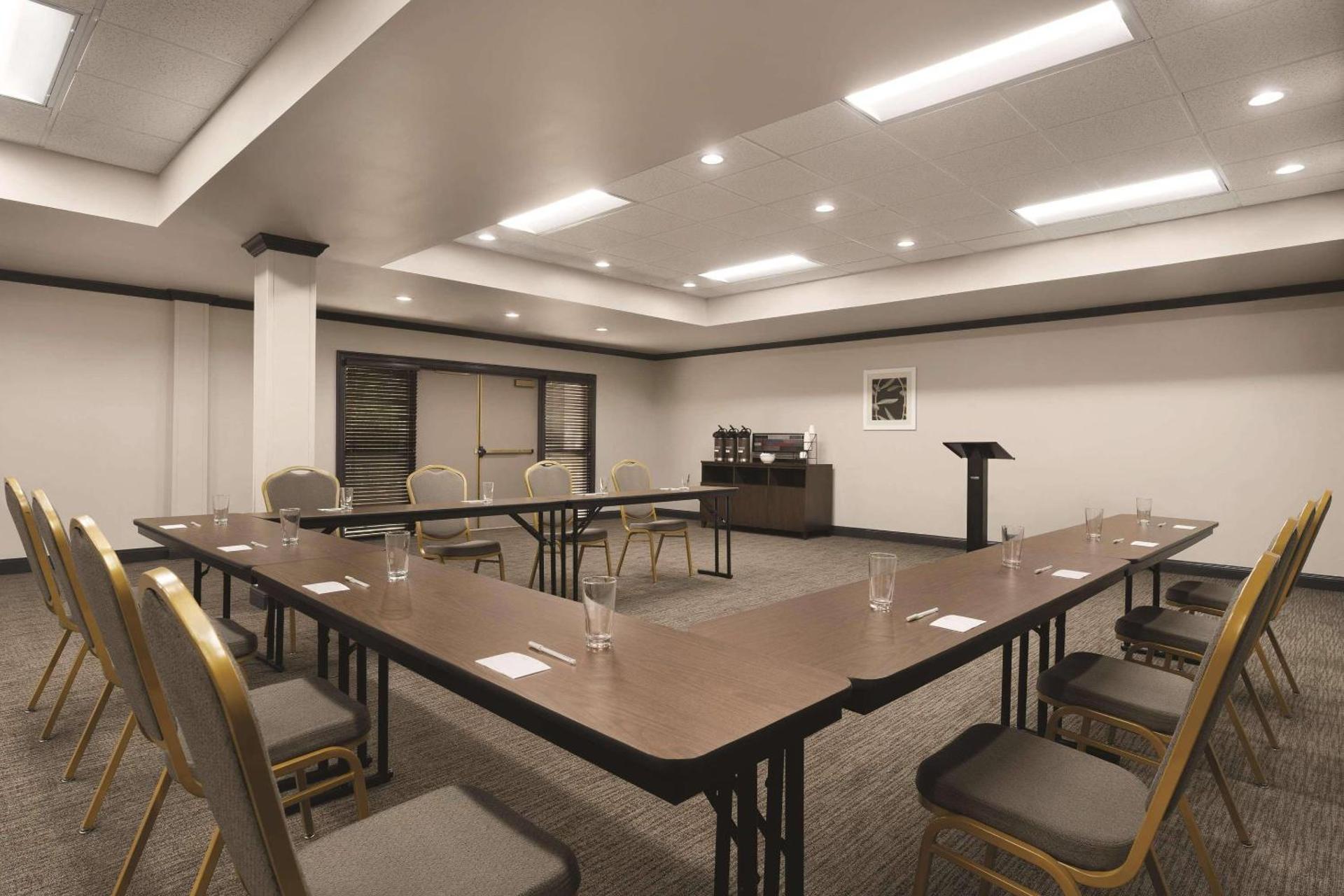 Meeting/conference room