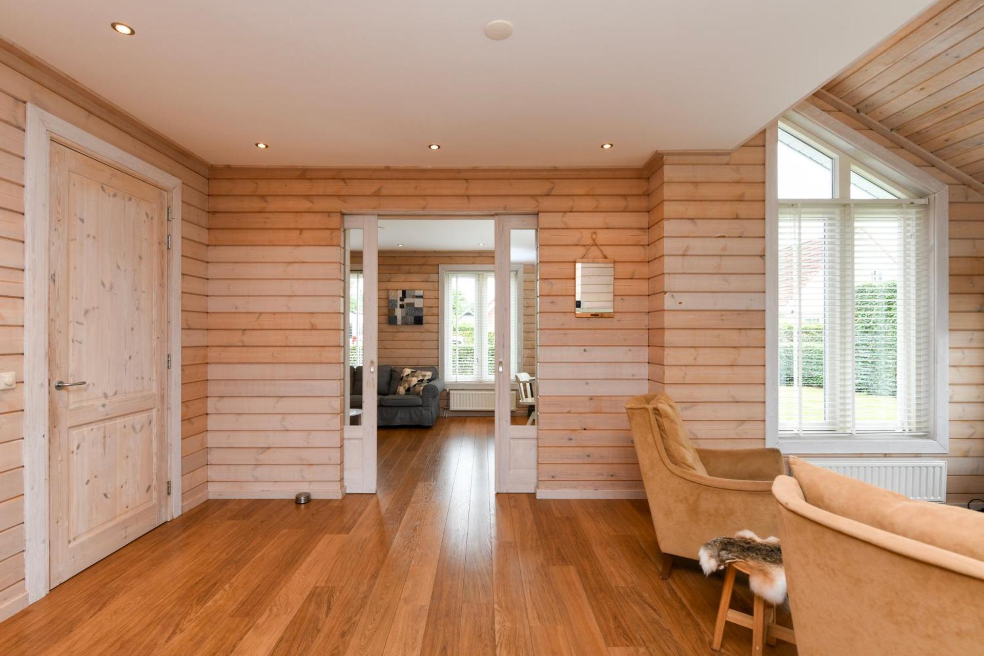 The Black House - Luxurious Holiday Villa Zeewolde