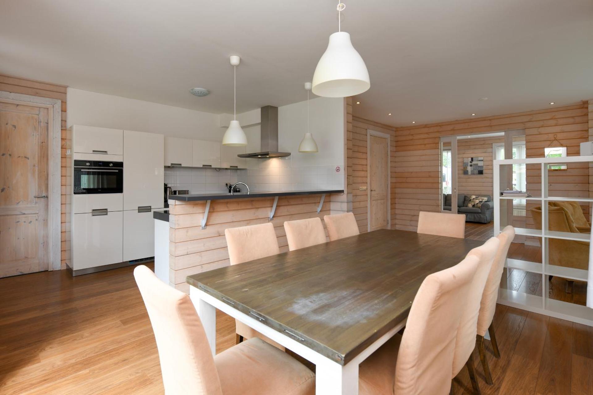 The Black House - Luxurious Holiday Villa Zeewolde