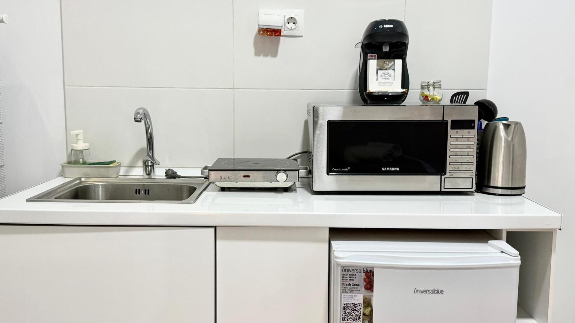 Coffee/tea facilities